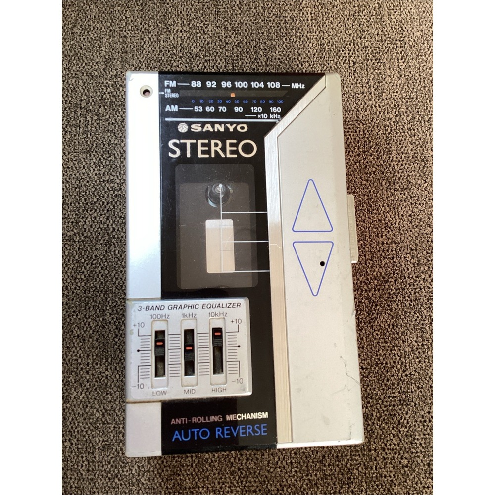 Sanyo MGR-80 Vintage Walkman Cassette Player & Radio